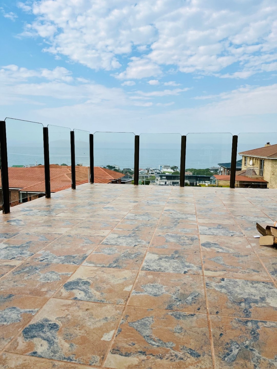 6 Bedroom Property for Sale in Tergniet Western Cape